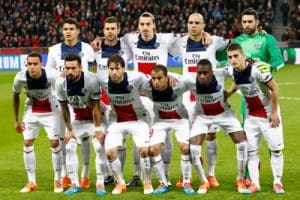 découvrez comment le psg a brillamment dominé le bayer leverkusen lors de ce match palpitant, avec des actions spectaculaires et une performance impressionnante de l’équipe parisienne.