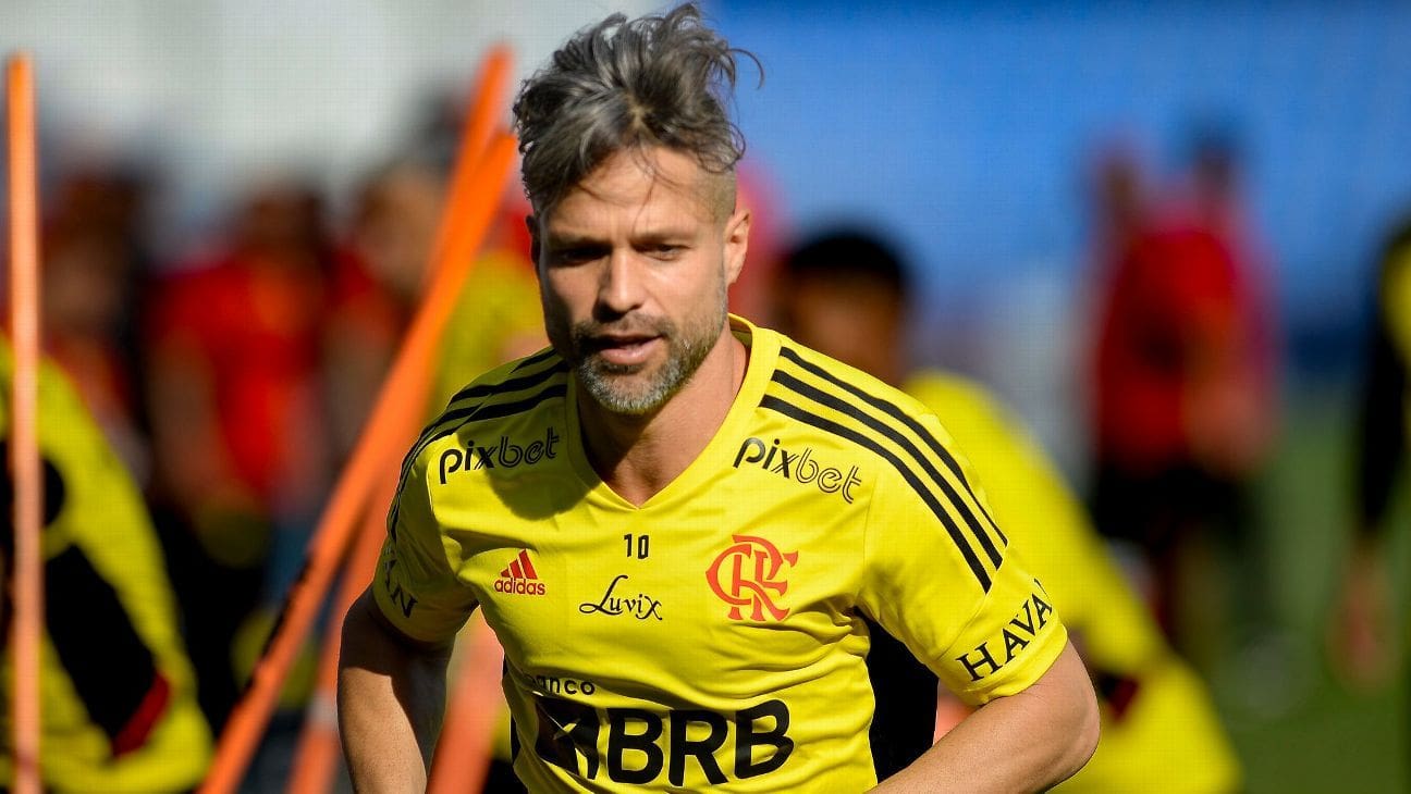 Diego Ribas a reçu une offre du &lsquo;galáctico&rsquo; du Real Madrid et a quitté la rencontre déçu: &lsquo;J&rsquo;ai vu que ça allait être un de plus&rsquo;