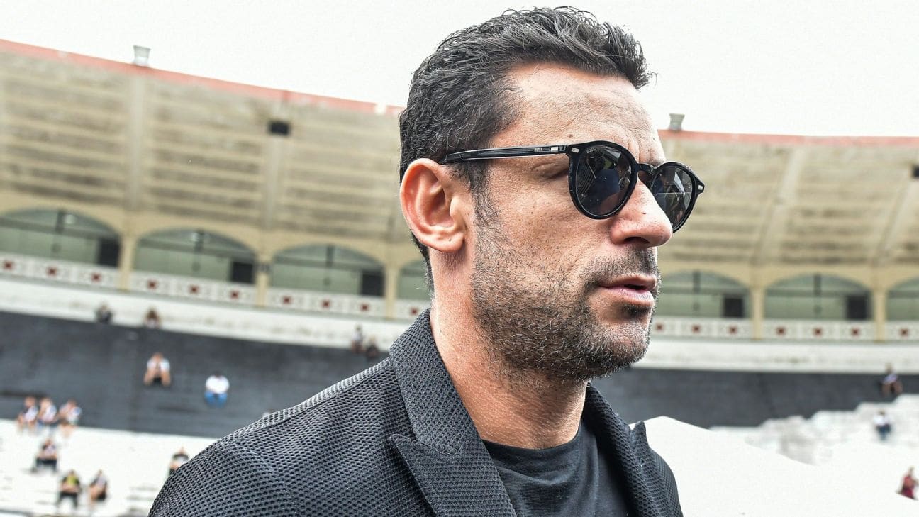 Fred devient ému lors de ses adieux à Roberto Dinamite et se rend à l&rsquo;idole de Vasco : « C&rsquo;était le 9 le plus complet »