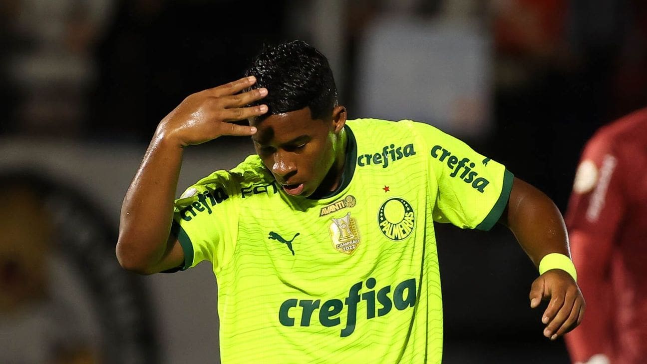 Endrick est ému par l&rsquo;appel et révèle 2 collègues de Palmeiras qui l&rsquo;ont soutenu dans les moments difficiles : « Ils ne m&rsquo;ont jamais laissé tranquille »