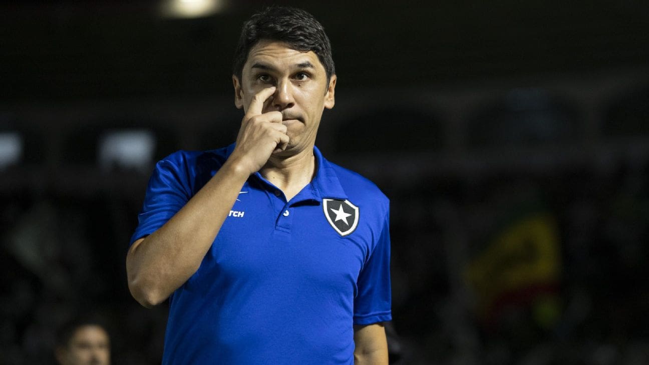Lúcio Flávio critique la performance de Botafogo, croit au titre et exige la fin des erreurs contre Grêmio : « Besoin urgent de changement »