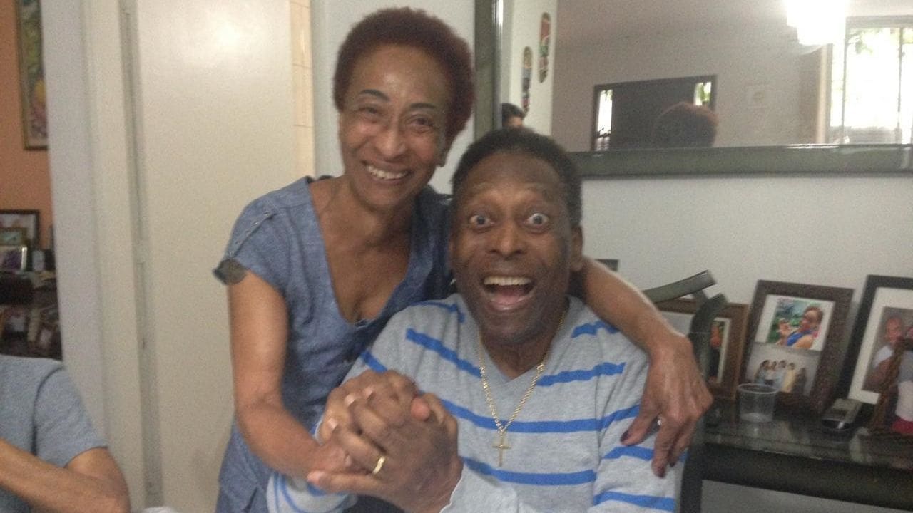 Un an après la mort de Pelé, une sœur demande : « Laissez mon frère tranquille, regardez qui est en vie »