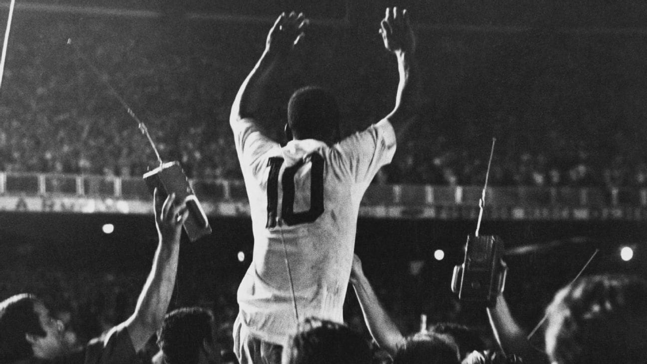 Santos torse nu 10 en 2024 ?  Comprendre comment est née la mystique et ce que Pelé a à voir avec cela