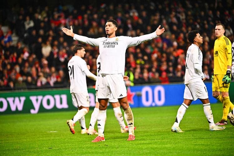 découvrez l'analyse du match captivant entre le real madrid et l'atlético, qui se termine sur un score équilibré à la mi-temps. plongez dans les moments forts et les performances des joueurs qui ont rendu cette rencontre si palpitante.