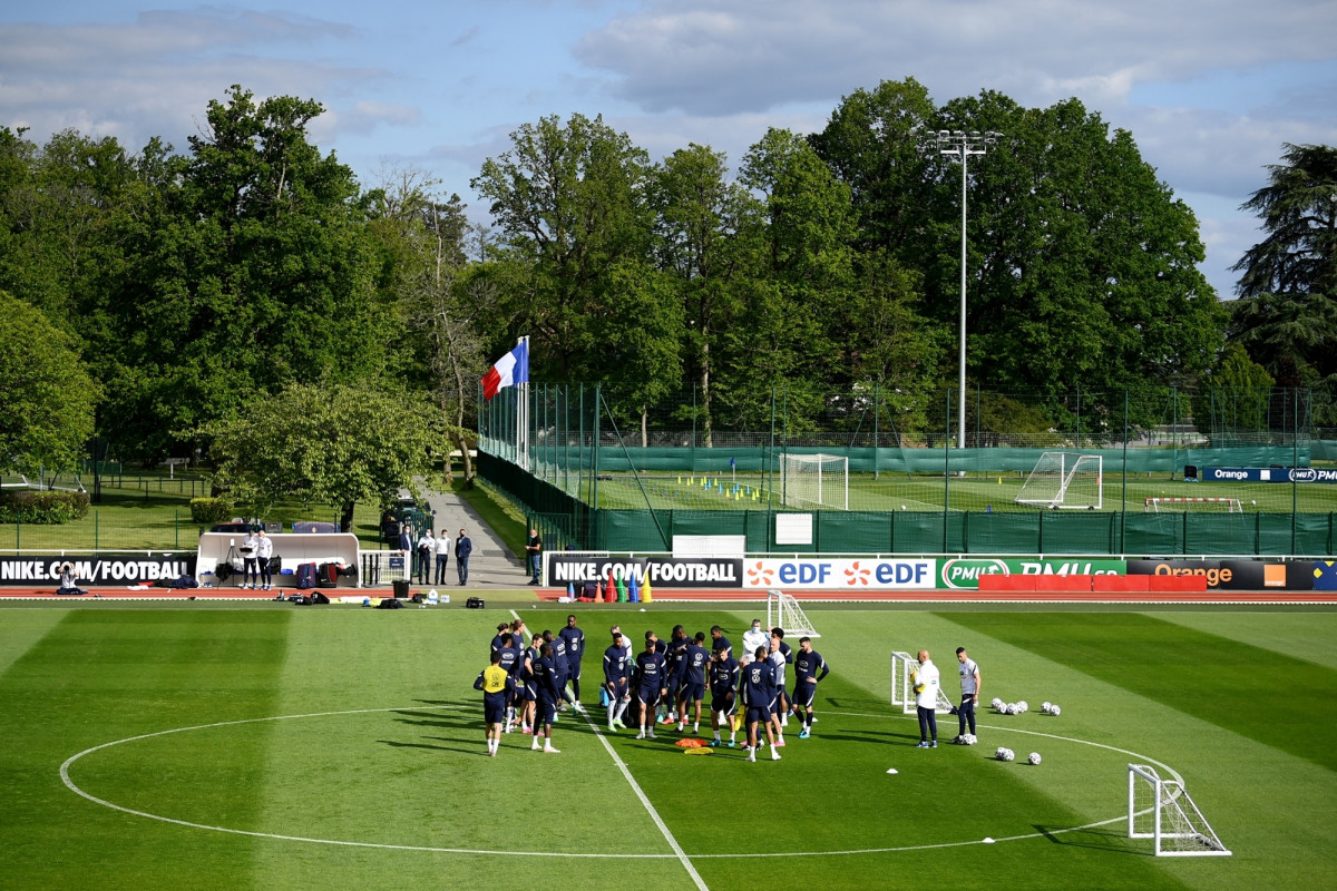 Clairefontaine foot : tout savoir sur le centre des Bleus en 2026