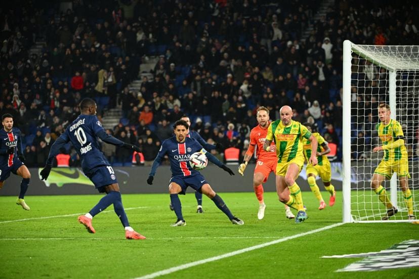 « Un geste inédit en Premier League » : le report de PSG-Nantes applaudi par Luis Enrique mais soulève des questions chez un ancien international anglais