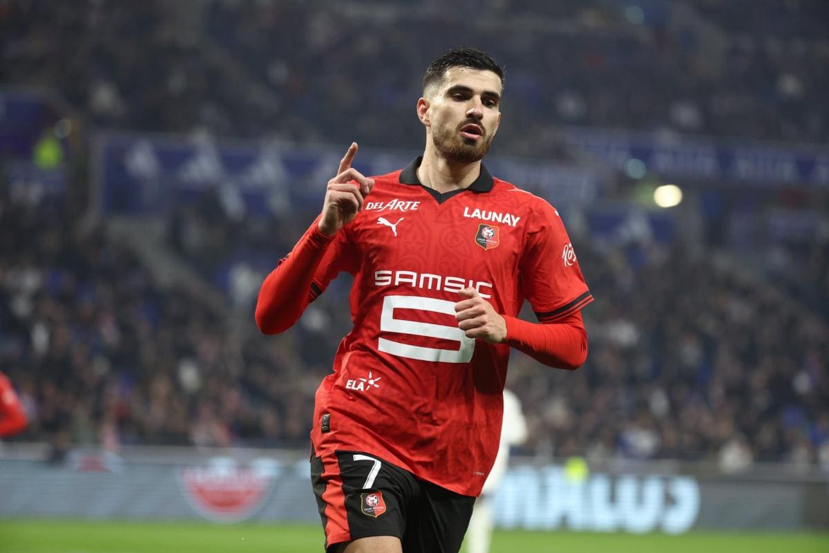 découvrez toutes les informations sur le retour de martin terrier, l'attaquant talentueux, dans le monde du football : actualités, performances et analyses.