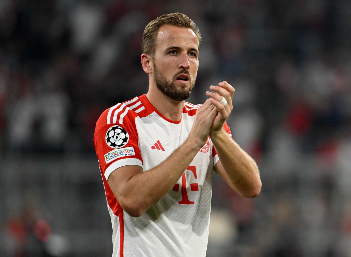découvrez les dernières rumeurs et actualités sur un possible retour de harry kane à tottenham. restez informé sur les transferts, analyses et spéculations autour de l’avenir de la star anglaise.