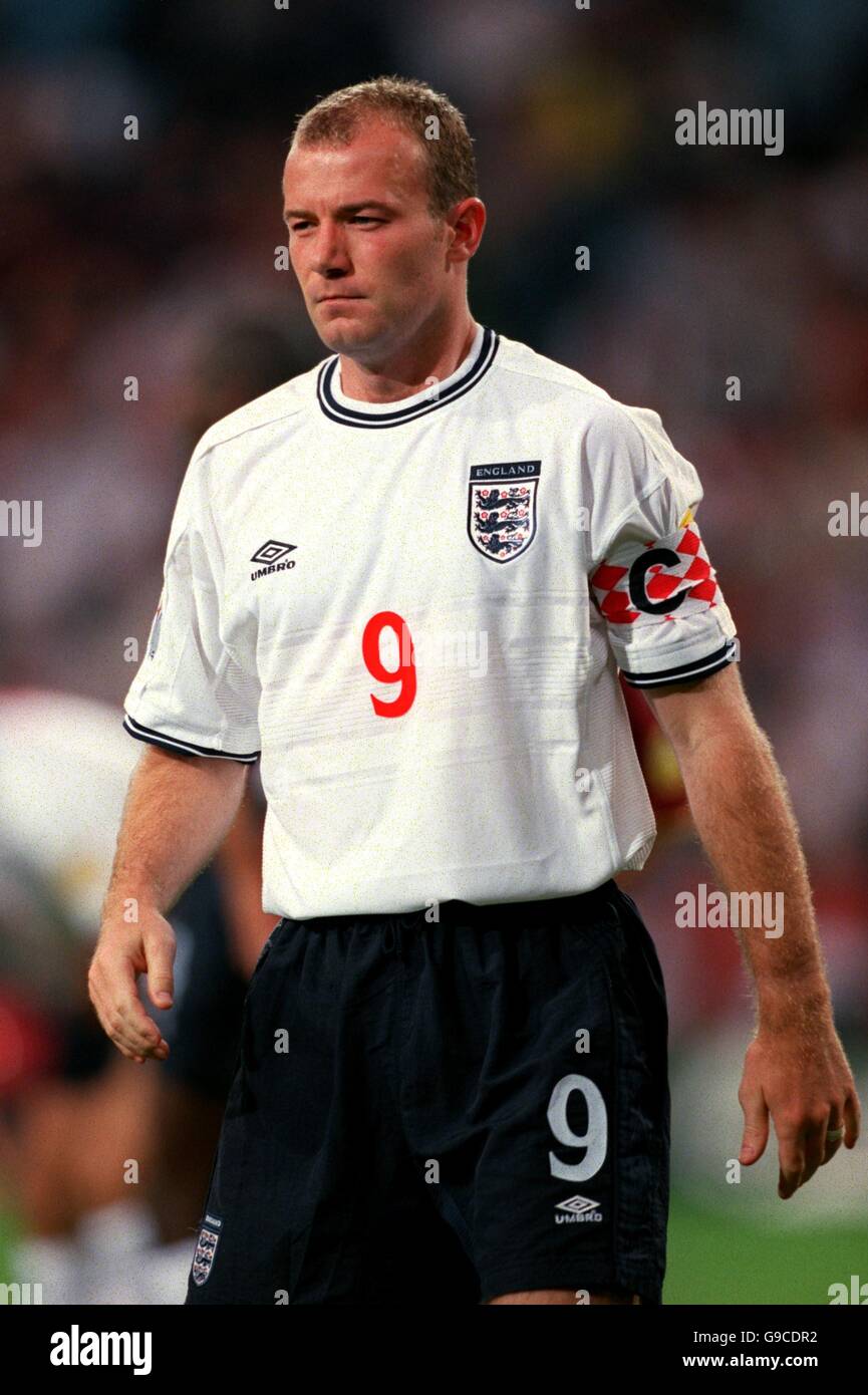 Alan Shearer : La victoire de la Serbie, un tournant pour l&rsquo;Angleterre et transformations à Forest