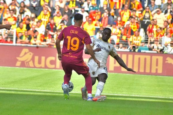 découvrez comment florian thauvin a captivé les supporters du rc lens par son talent et sa détermination sur le terrain. un retour en forme qui promet d'apporter du spectacle lors des prochains matchs.