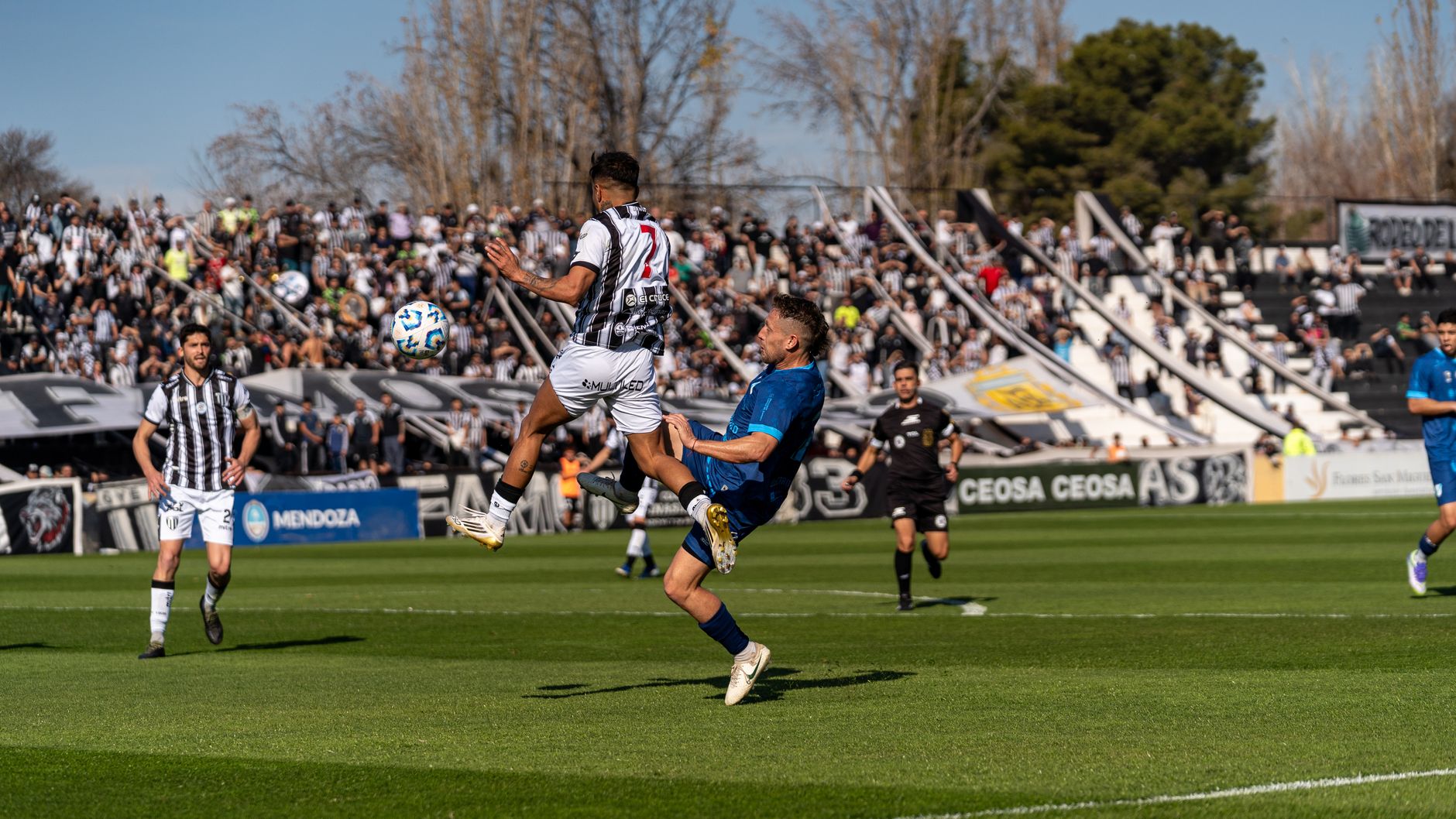 Vlahovic à la Juve : où en est vraiment l’attaquant serbe ?