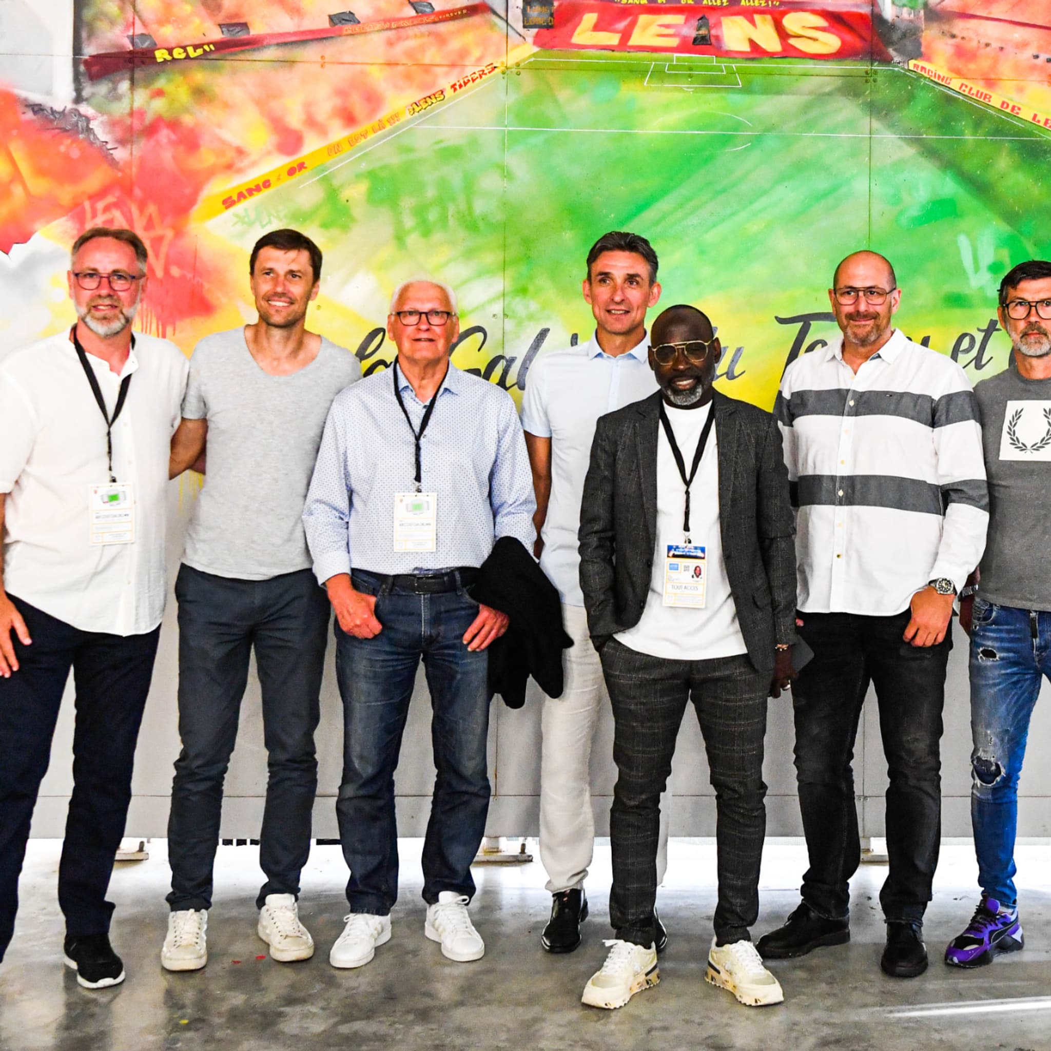 warmuz est confiant quant aux chances de lens de remporter le titre cette saison, soulignant la solidité de l'équipe et son potentiel.