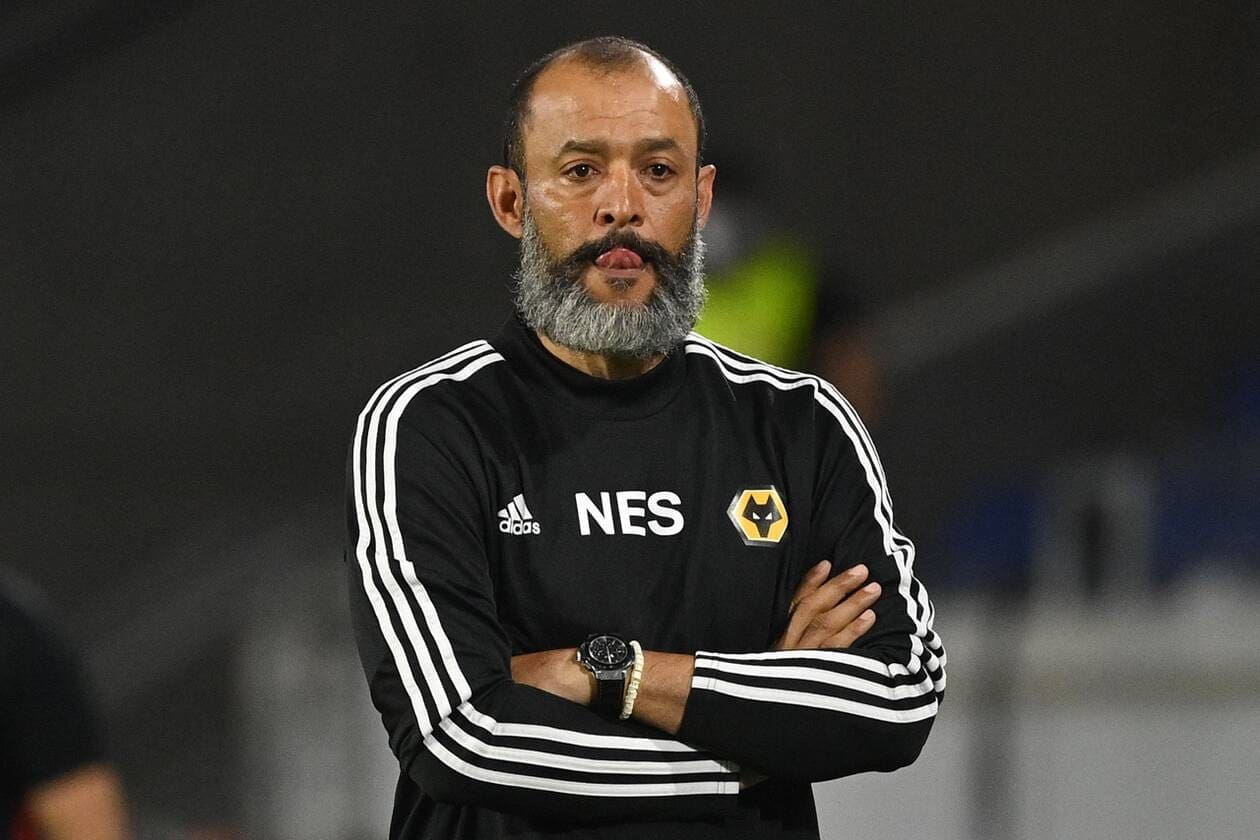 Wolverhampton mise 4 M€ sur son nouvel entraîneur : un pari stratégique pour le club